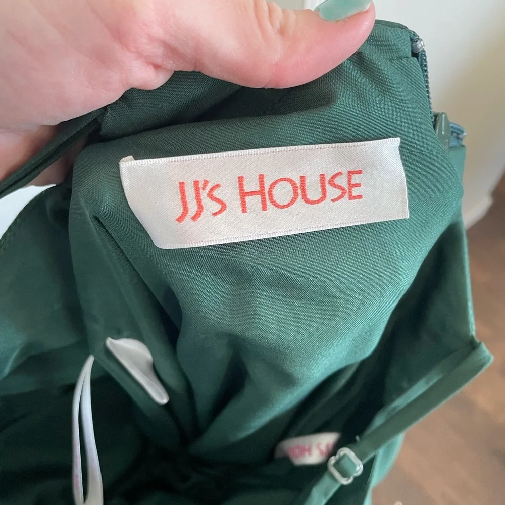 ⭐️2xHP⭐️ JJ’s House Hunter Green Floor Length Spaghetti Strap Dress - Picture 8 of 13